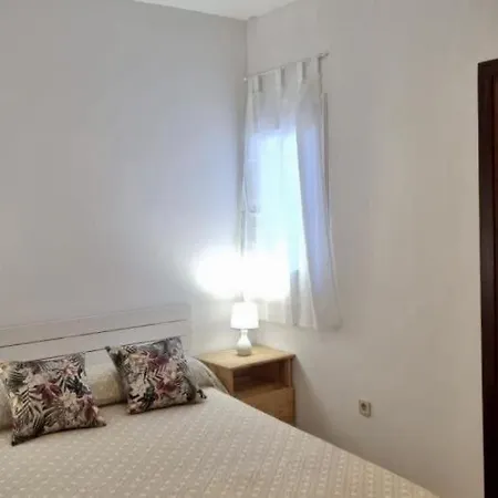 Two-bedroom In The Town Center * Тосса-де-Мар