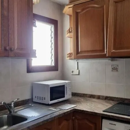 Two-bedroom In The Town Center * 또사데마르